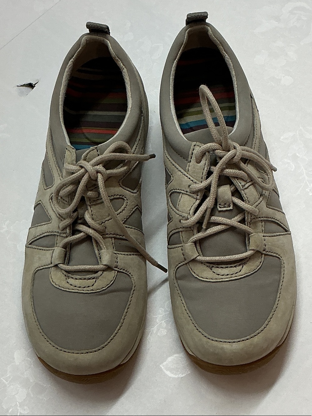 Men's Casual Lace-Up Sneakers in Light Gray - Unbranded
